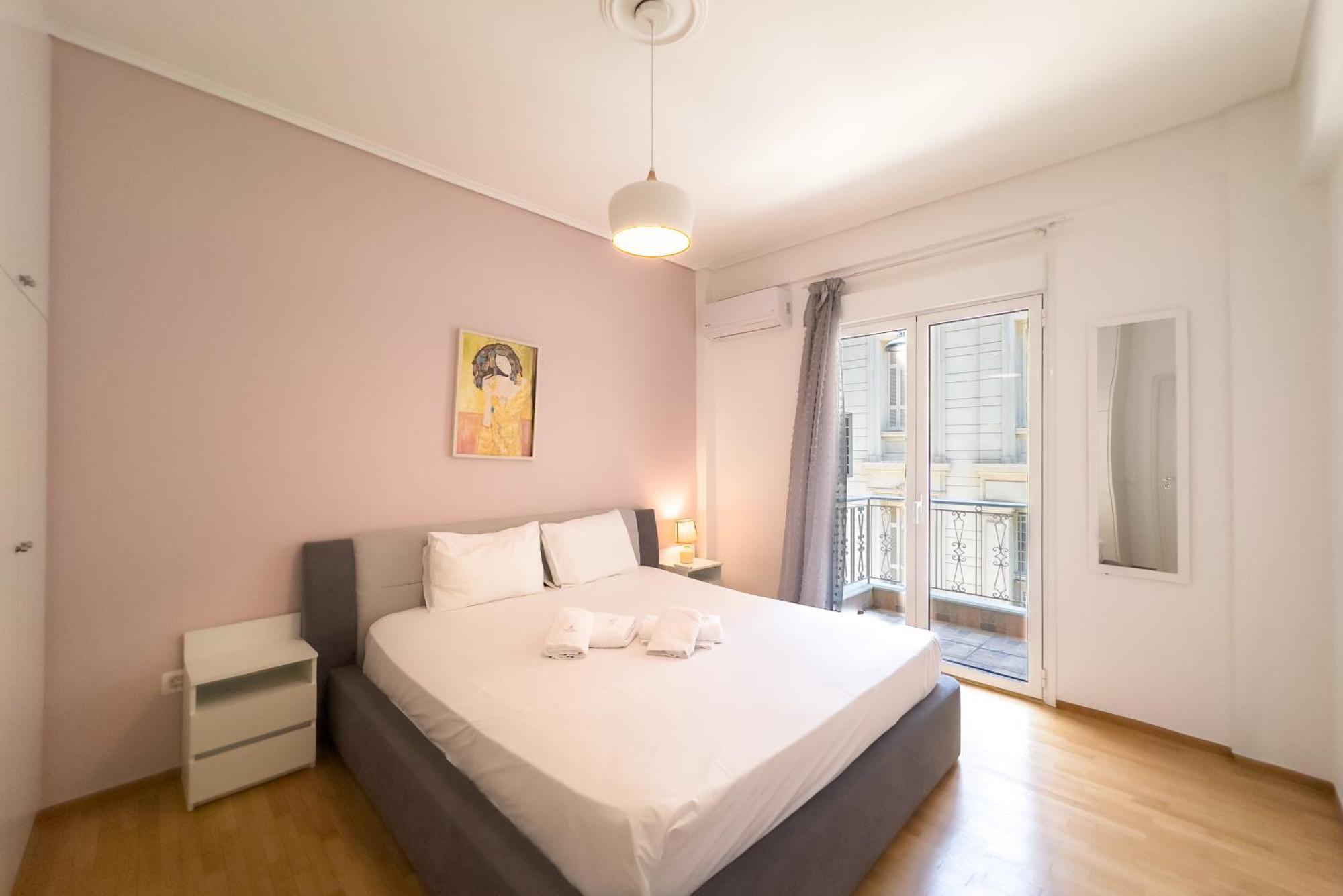Urban Comfort Apt Near Downtown Афины Экстерьер фото