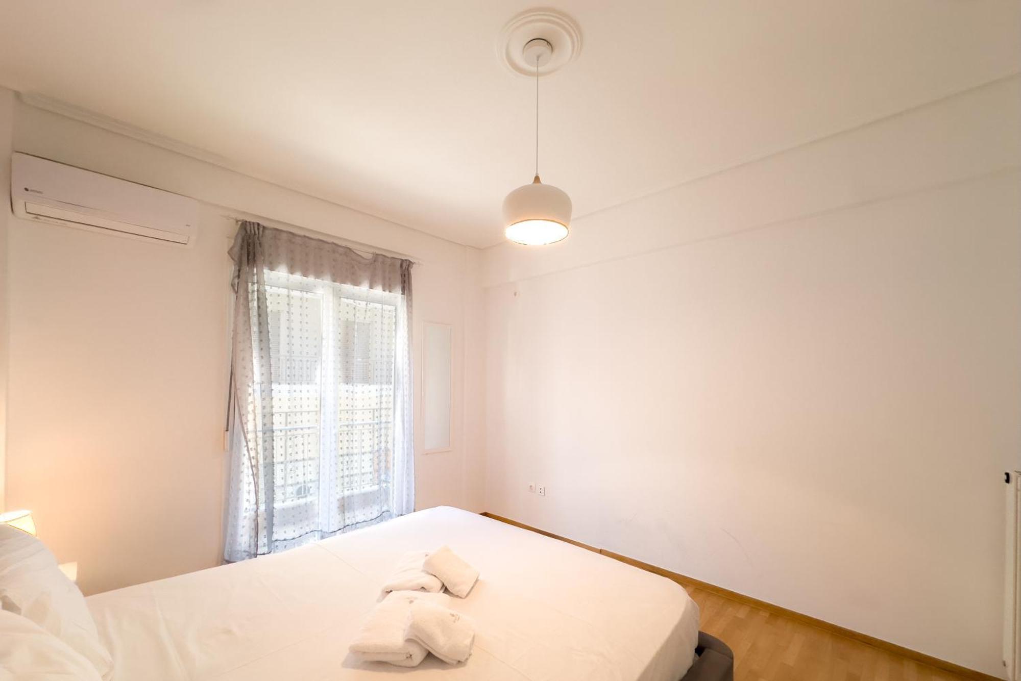 Urban Comfort Apt Near Downtown Афины Экстерьер фото