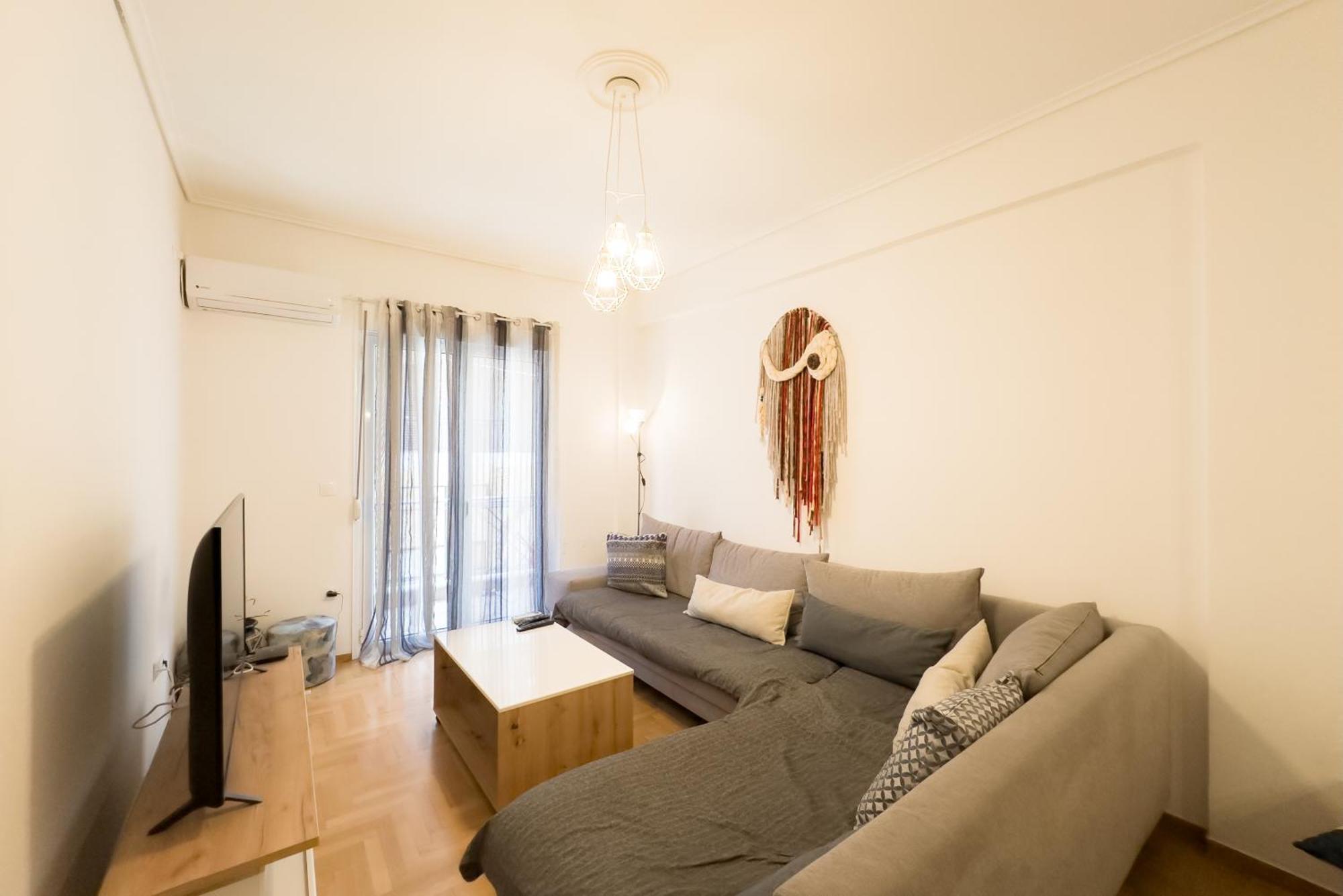Urban Comfort Apt Near Downtown Афины Экстерьер фото