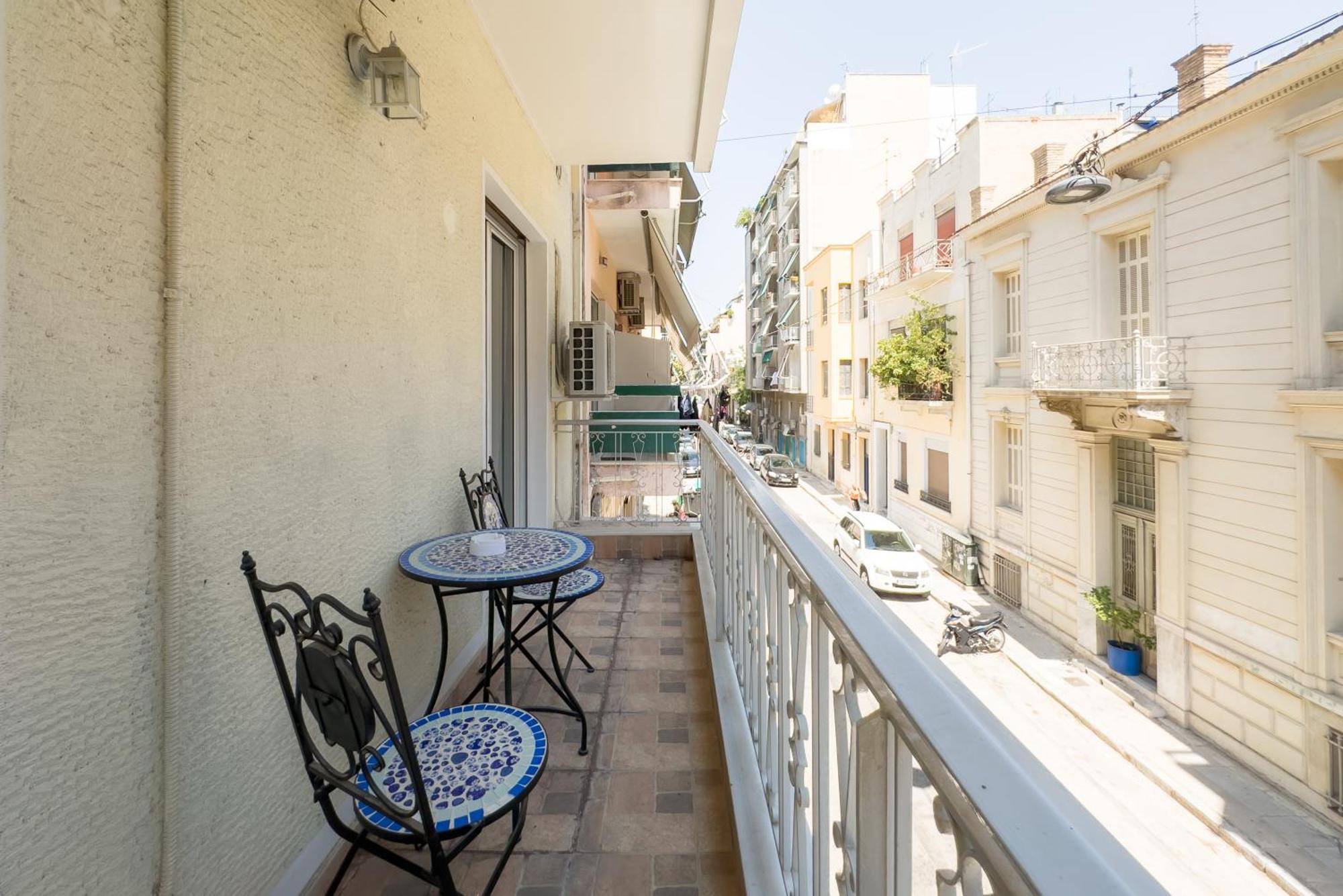 Urban Comfort Apt Near Downtown Афины Экстерьер фото