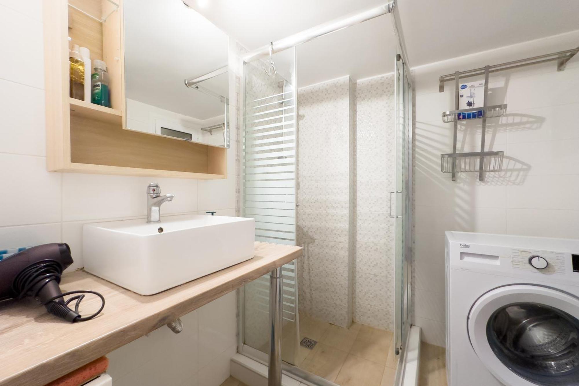 Urban Comfort Apt Near Downtown Афины Экстерьер фото