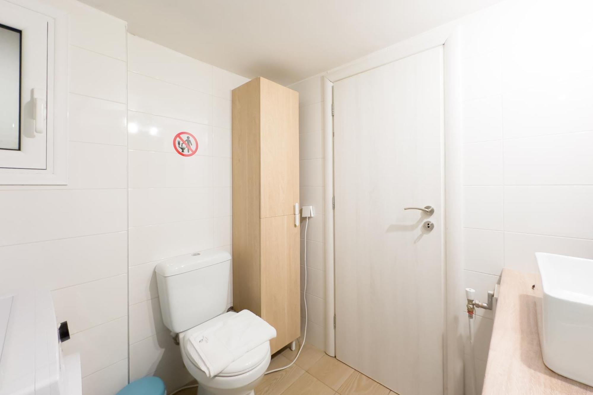 Urban Comfort Apt Near Downtown Афины Экстерьер фото