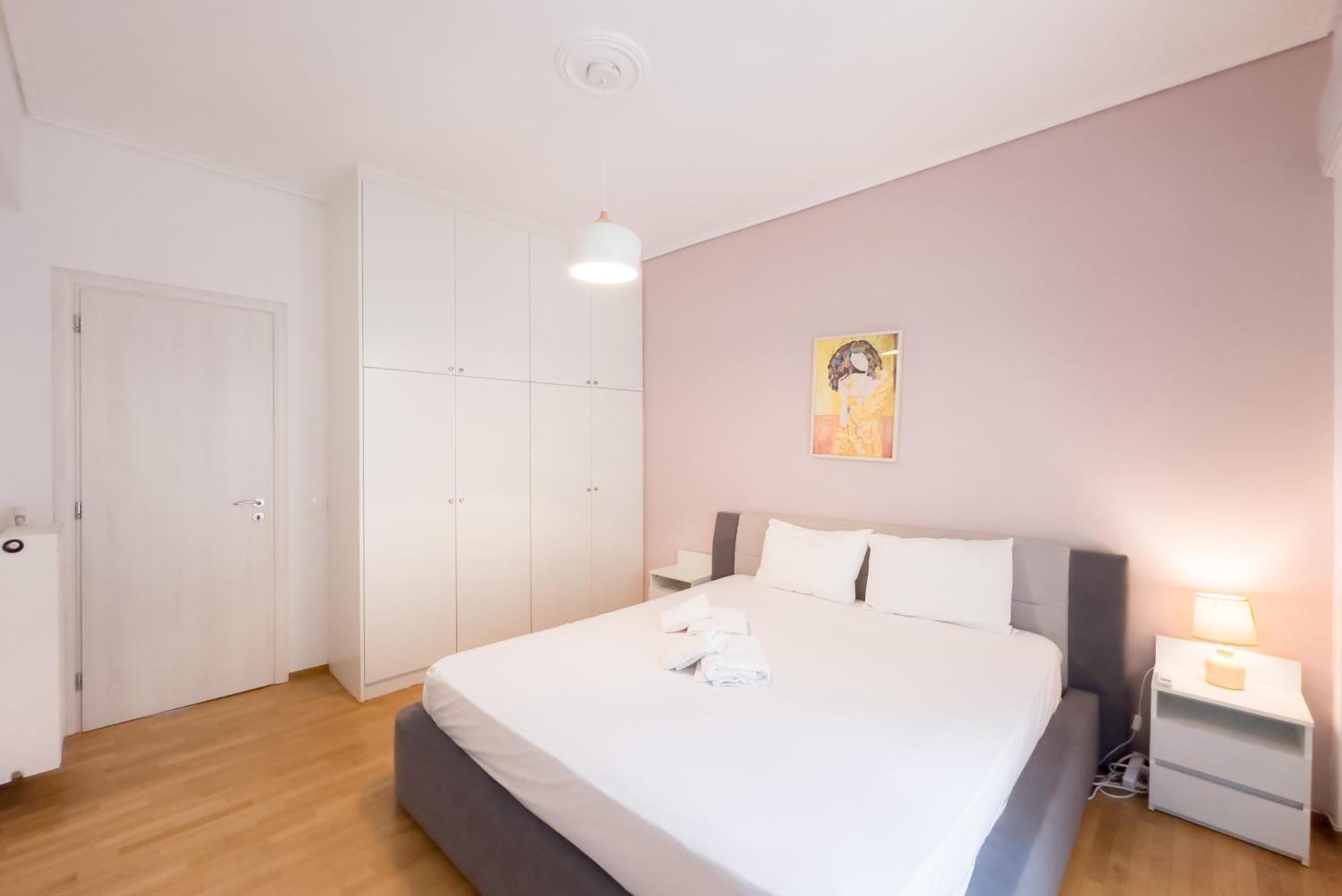 Urban Comfort Apt Near Downtown Афины Экстерьер фото