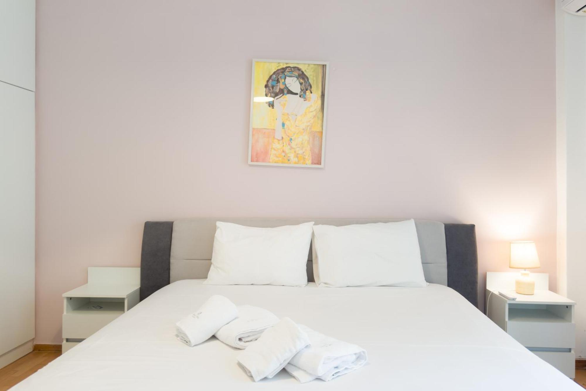 Urban Comfort Apt Near Downtown Афины Экстерьер фото